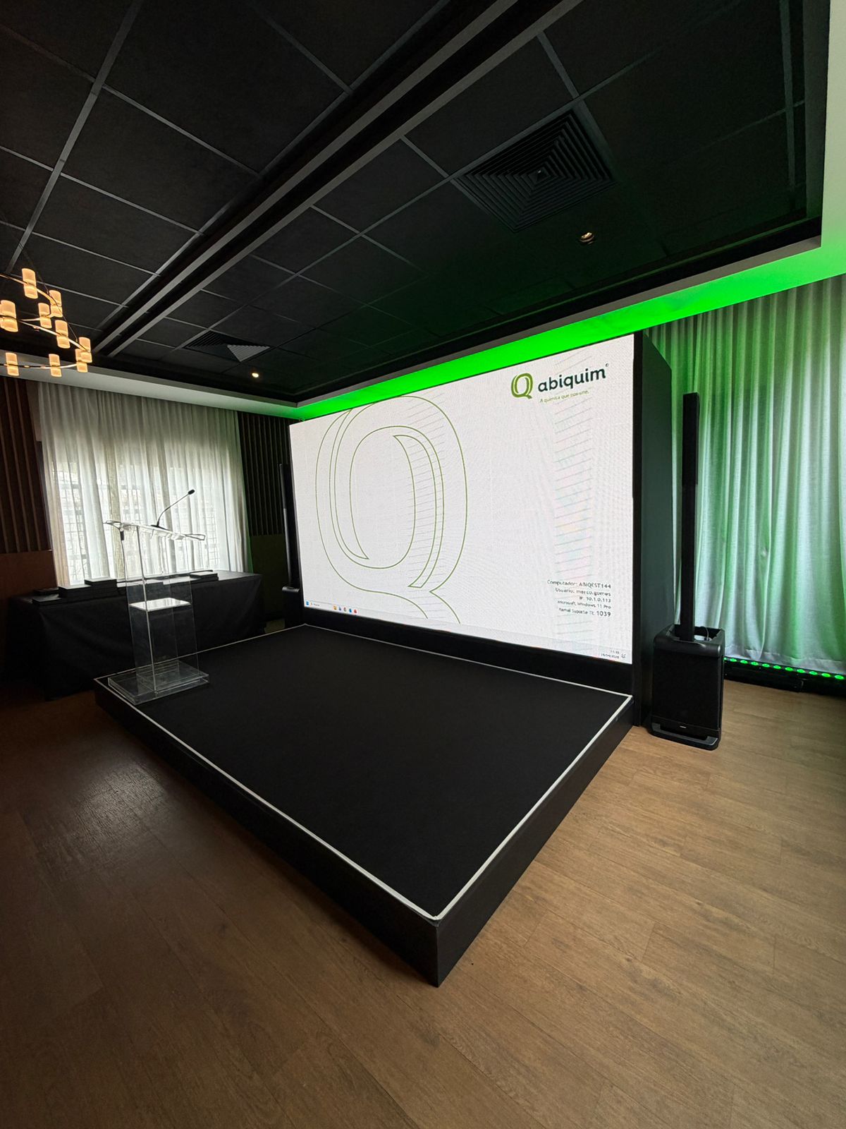 SALA UNIVERSO